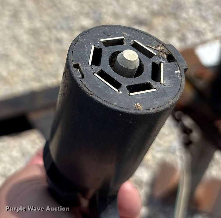 image for item EY9960 2007 CenTex utility trailer