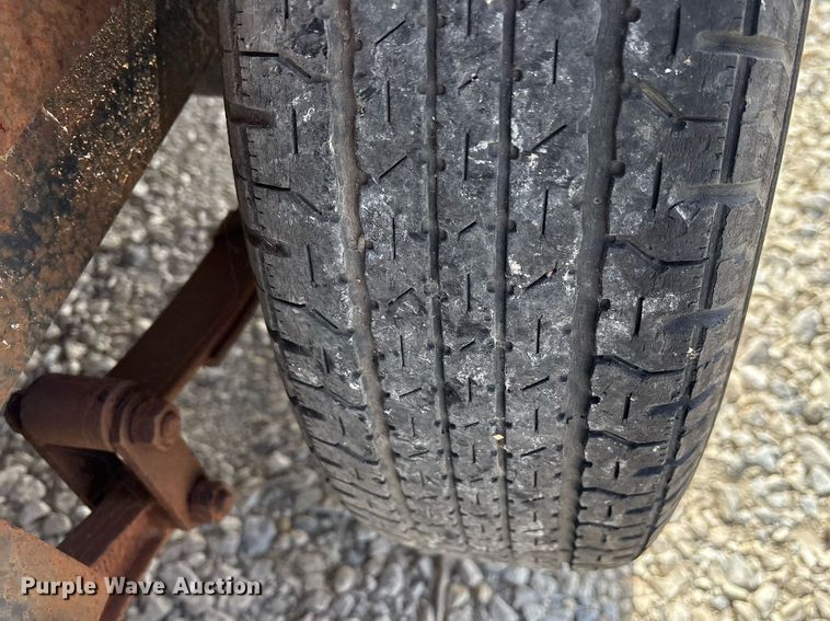 image for item EY9960 2007 CenTex utility trailer