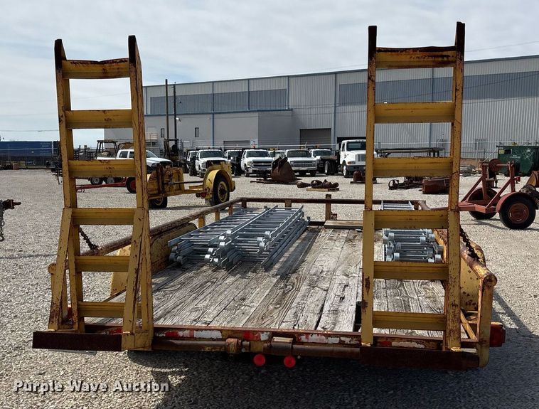 image for item EY9964 2007 Prime utility trailer