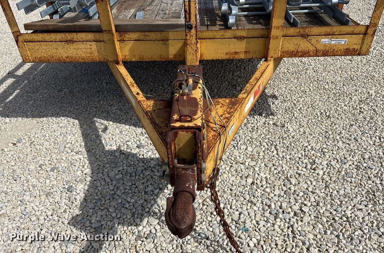 image for item EY9964 2007 Prime utility trailer