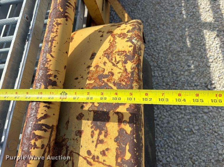 image for item EY9964 2007 Prime utility trailer