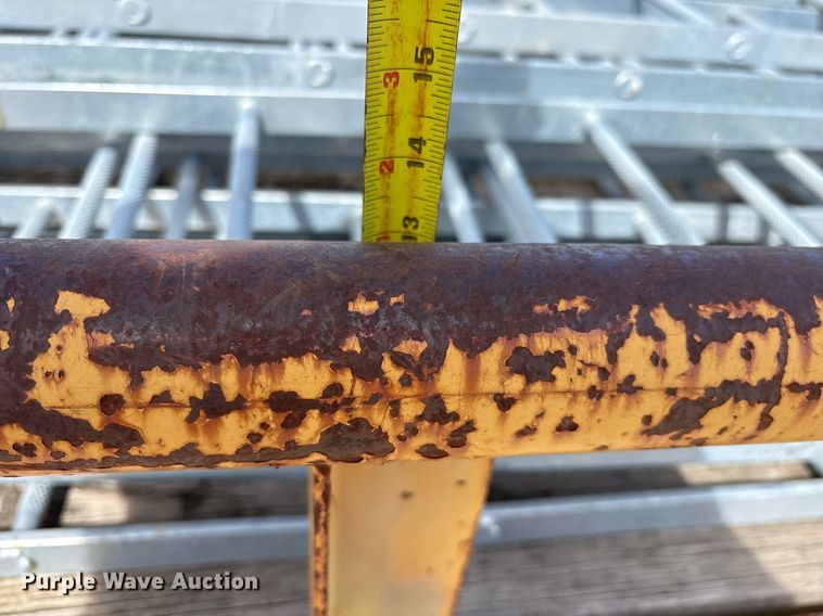 image for item EY9964 2007 Prime utility trailer