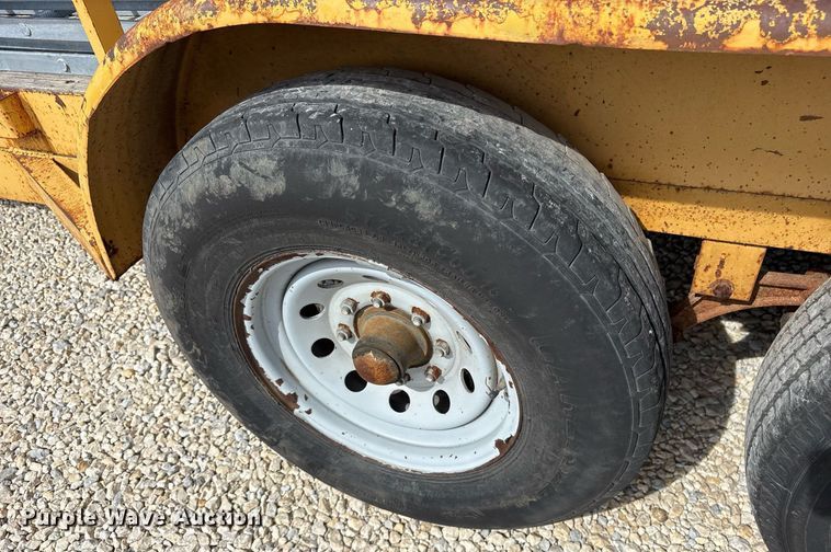 image for item EY9964 2007 Prime utility trailer