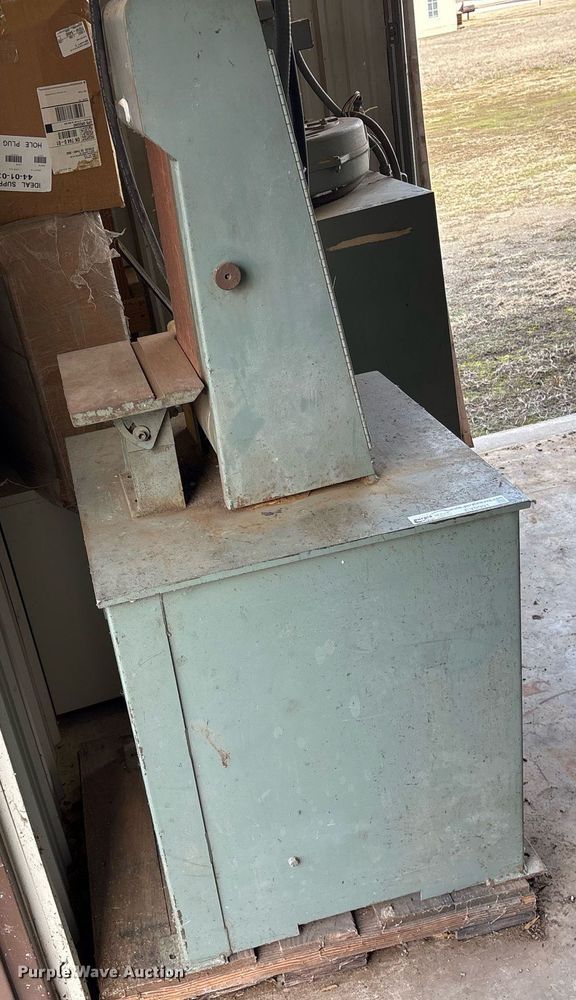 image for item EY9991 Kalamazoo belt sander