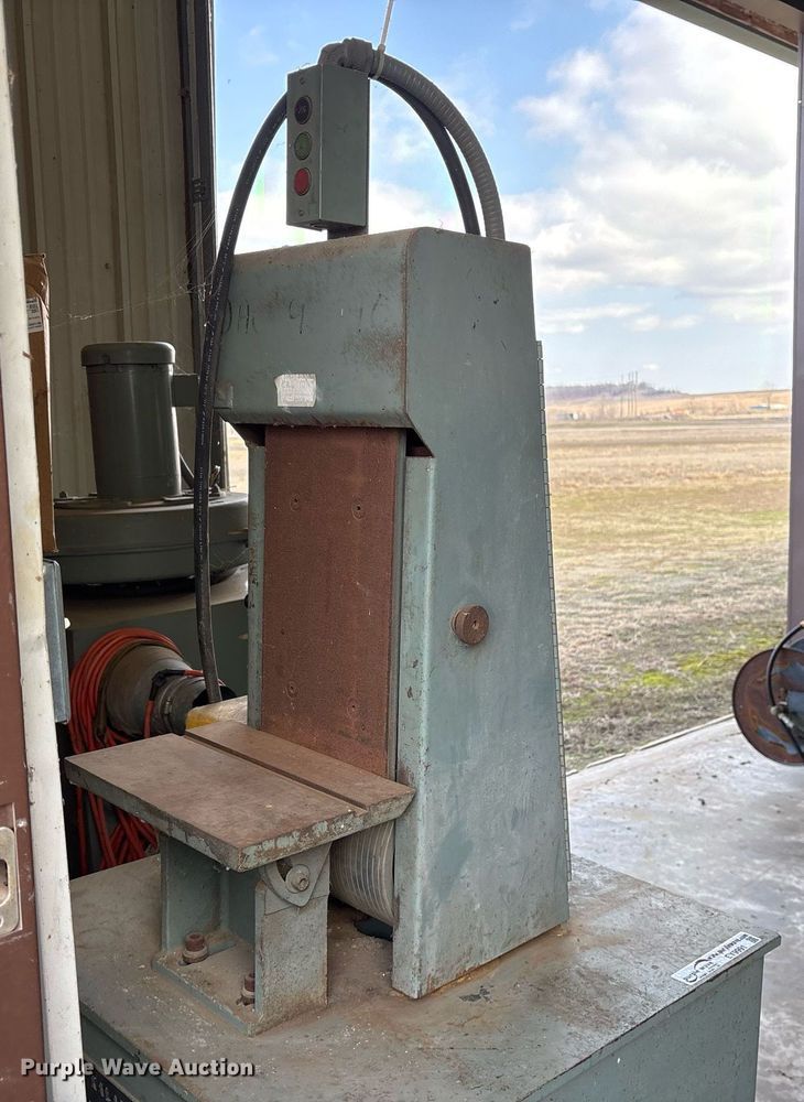 image for item EY9991 Kalamazoo belt sander