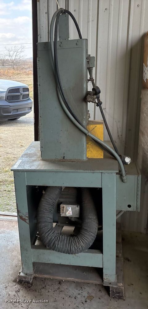 image for item EY9991 Kalamazoo belt sander