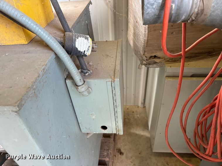 image for item EY9991 Kalamazoo belt sander