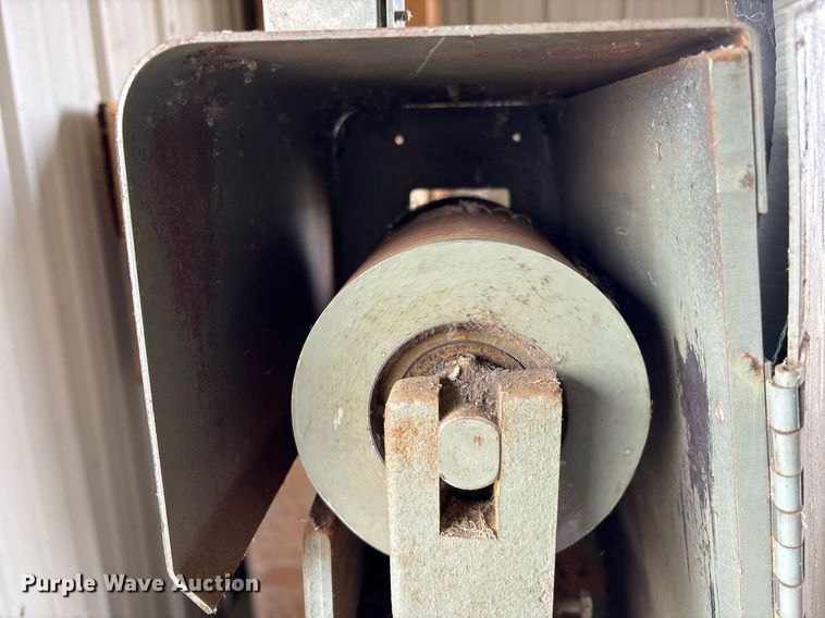 image for item EY9991 Kalamazoo belt sander