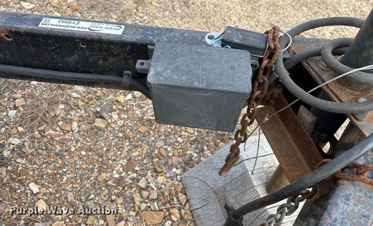 image for item EY9993 2014 Covered Wagon CW7X16TA2 enclosed cargo trailer