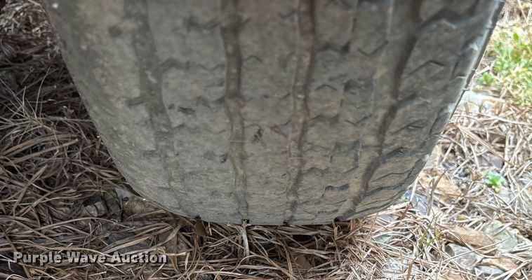 image for item EY9993 2014 Covered Wagon CW7X16TA2 enclosed cargo trailer