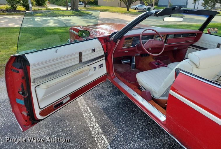 image for item JO9469 1975 Oldsmobile  Delta 88 Royale convertible 