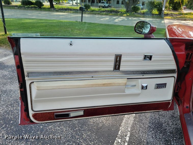 image for item JO9469 1975 Oldsmobile  Delta 88 Royale convertible 