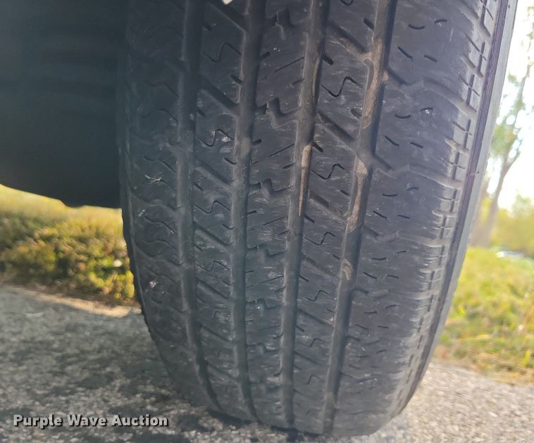 image for item JO9469 1975 Oldsmobile  Delta 88 Royale convertible 