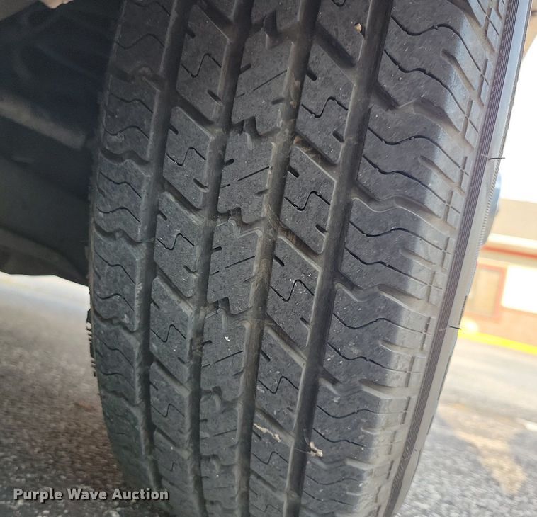 image for item JO9469 1975 Oldsmobile  Delta 88 Royale convertible 