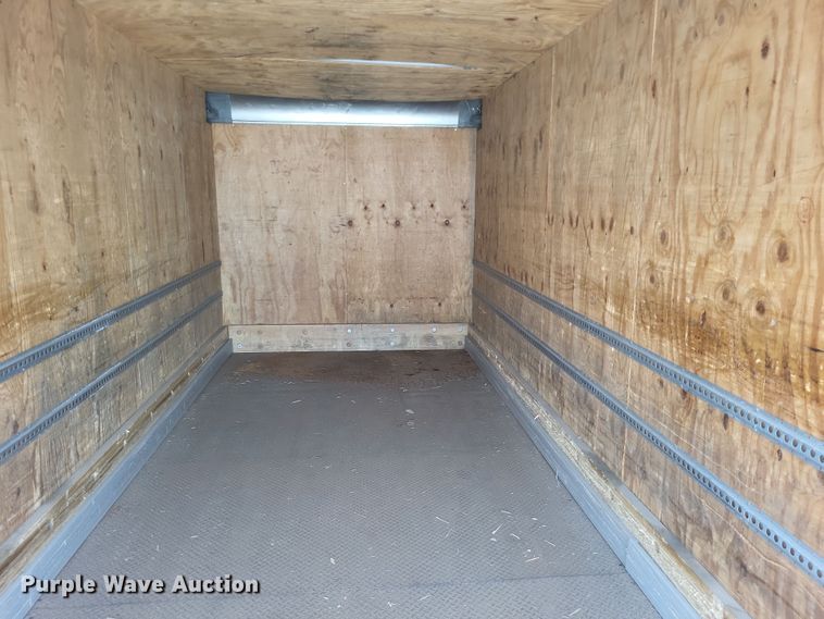 image for item MV9199 2003 Freightliner FC70 box truck