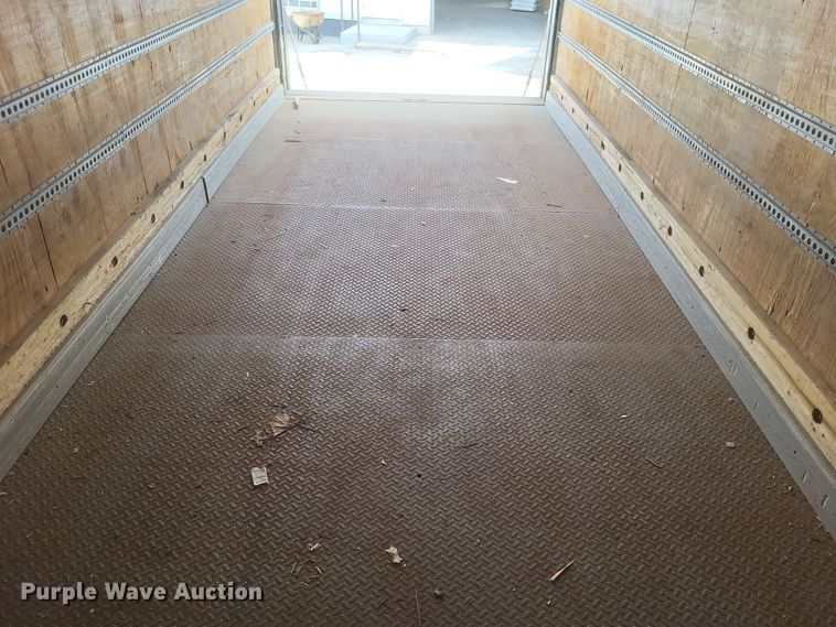 image for item MV9199 2003 Freightliner FC70 box truck