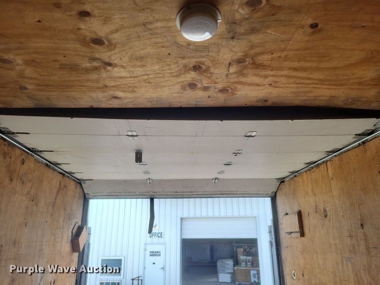 image for item MV9199 2003 Freightliner FC70 box truck