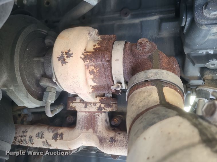 image for item MV9199 2003 Freightliner FC70 box truck