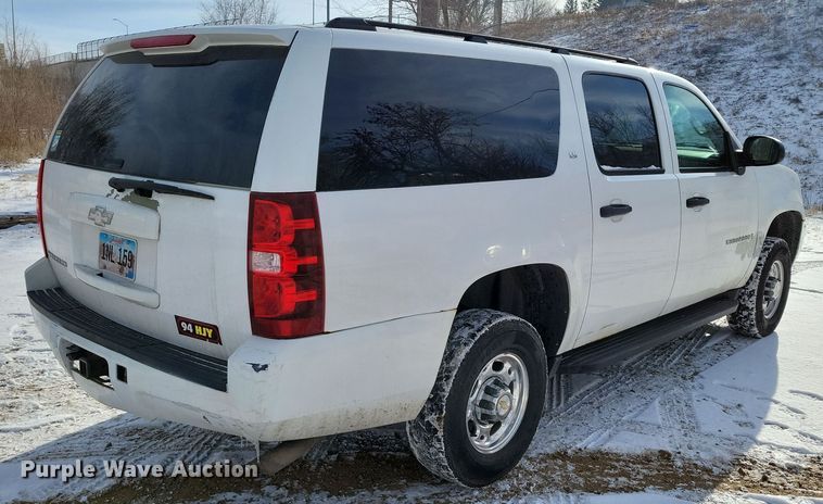 image for item NB9763 2007 Chevrolet  Suburban 2500 LS SUV
