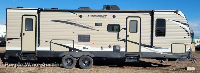 image for item NB9839 2018 Keystone Hideout 28BHS camper