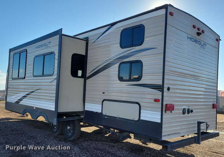 image for item NB9839 2018 Keystone Hideout 28BHS camper