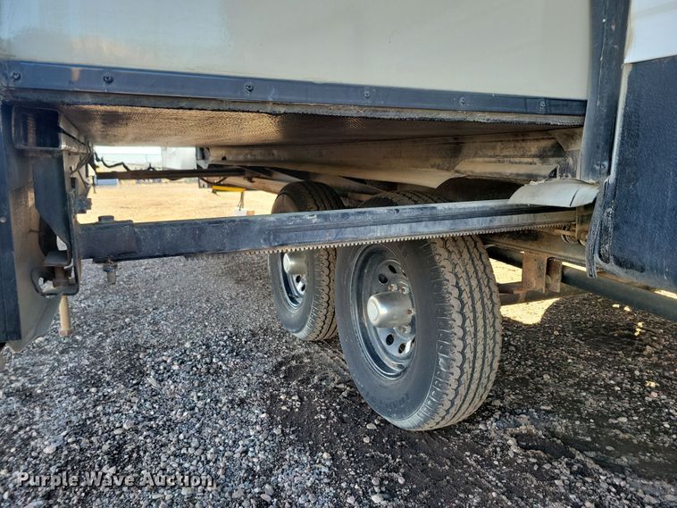 image for item NB9839 2018 Keystone Hideout 28BHS camper