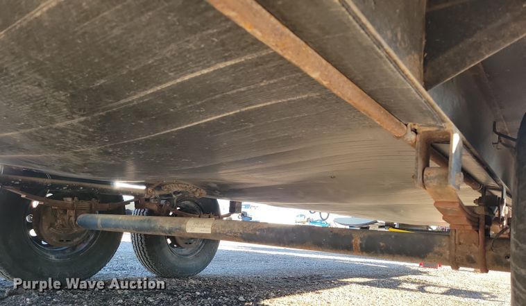 image for item NB9839 2018 Keystone Hideout 28BHS camper