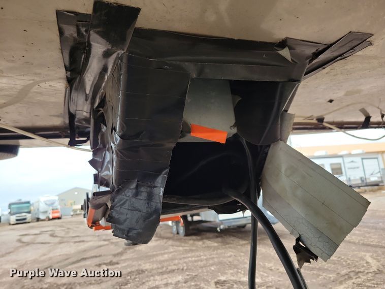 image for item NB9840 2015 KZ Durango Goldrush camper