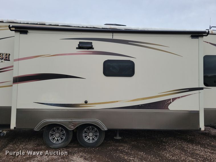 image for item NB9840 2015 KZ Durango Goldrush camper