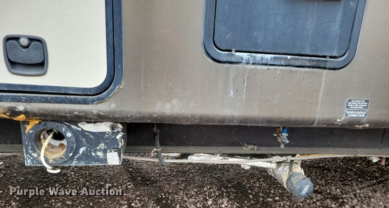 image for item NB9840 2015 KZ Durango Goldrush camper