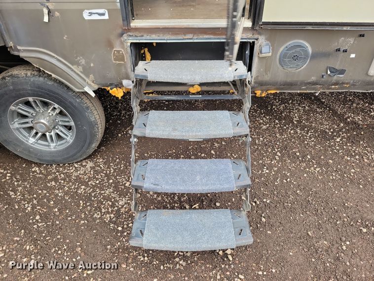 image for item NB9840 2015 KZ Durango Goldrush camper