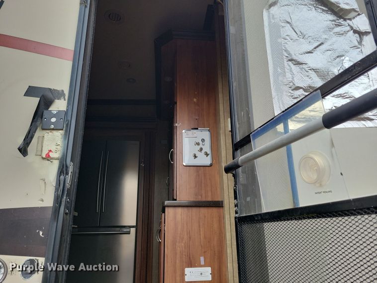 image for item NB9840 2015 KZ Durango Goldrush camper