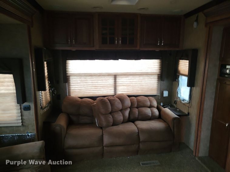 image for item NB9840 2015 KZ Durango Goldrush camper