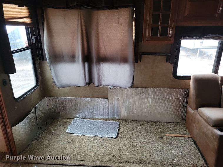 image for item NB9840 2015 KZ Durango Goldrush camper