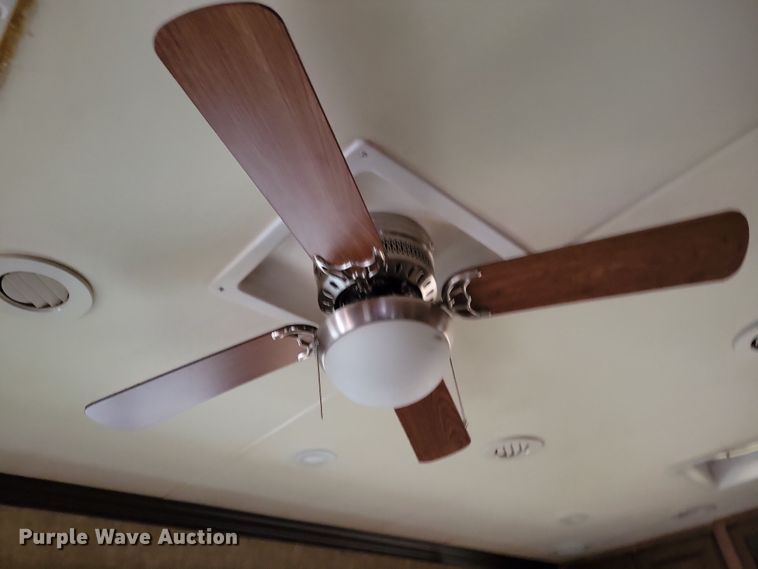 image for item NB9840 2015 KZ Durango Goldrush camper