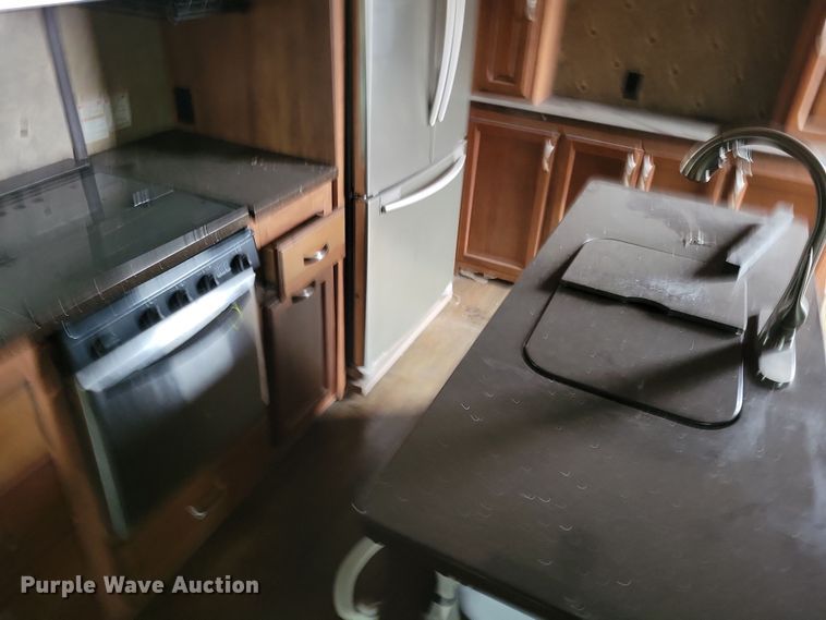 image for item NB9840 2015 KZ Durango Goldrush camper