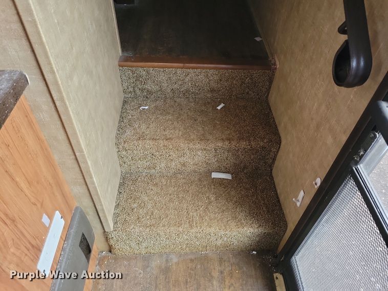 image for item NB9840 2015 KZ Durango Goldrush camper