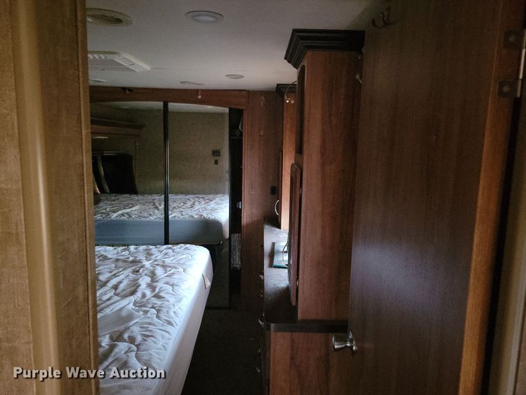 image for item NB9840 2015 KZ Durango Goldrush camper