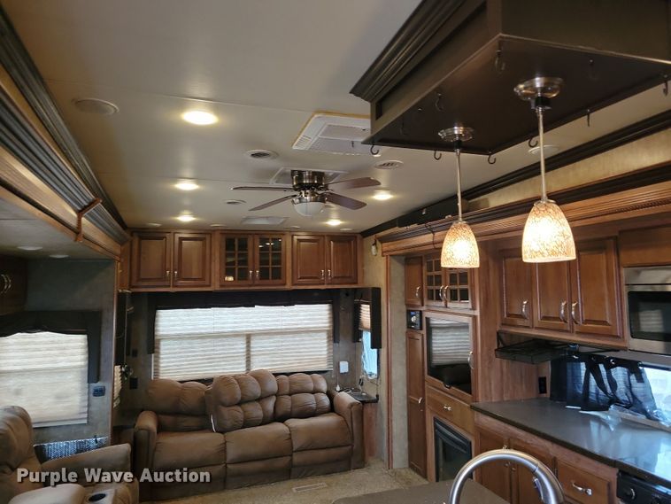 image for item NB9840 2015 KZ Durango Goldrush camper