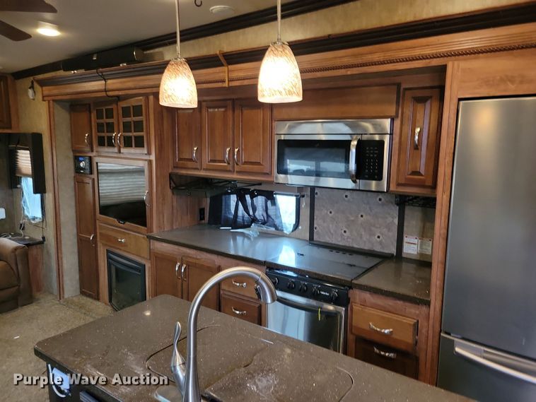 image for item NB9840 2015 KZ Durango Goldrush camper