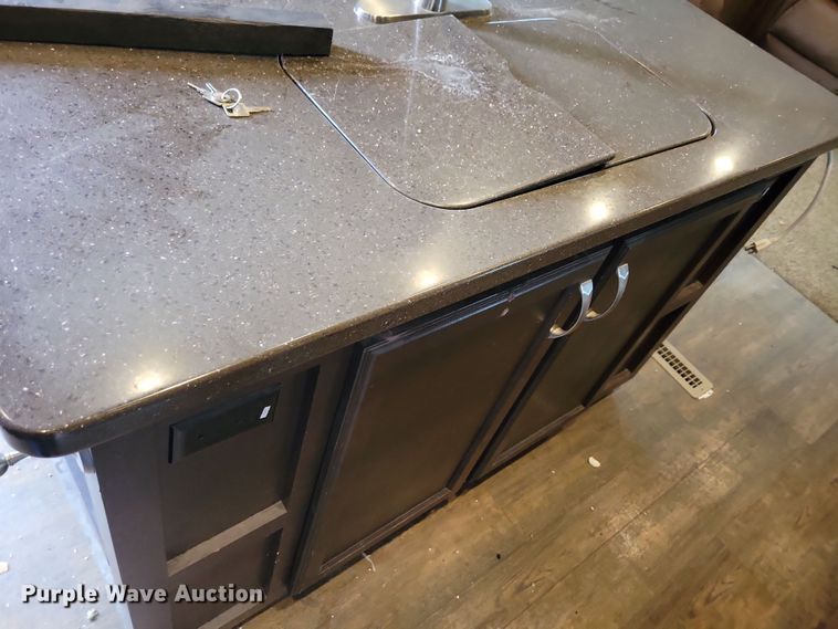 image for item NB9840 2015 KZ Durango Goldrush camper