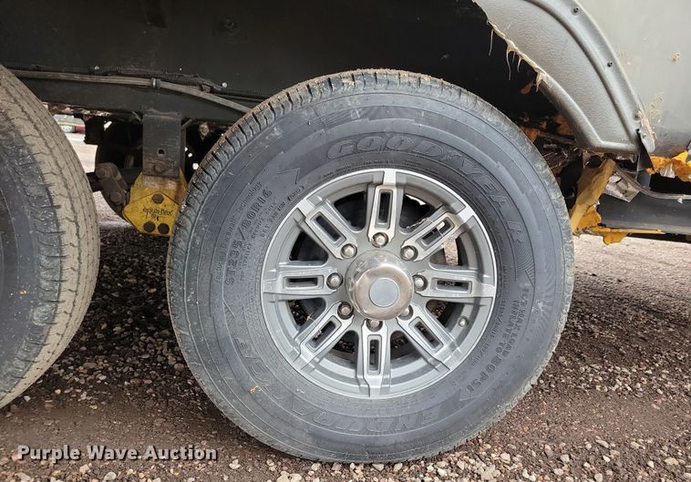 image for item NB9840 2015 KZ Durango Goldrush camper