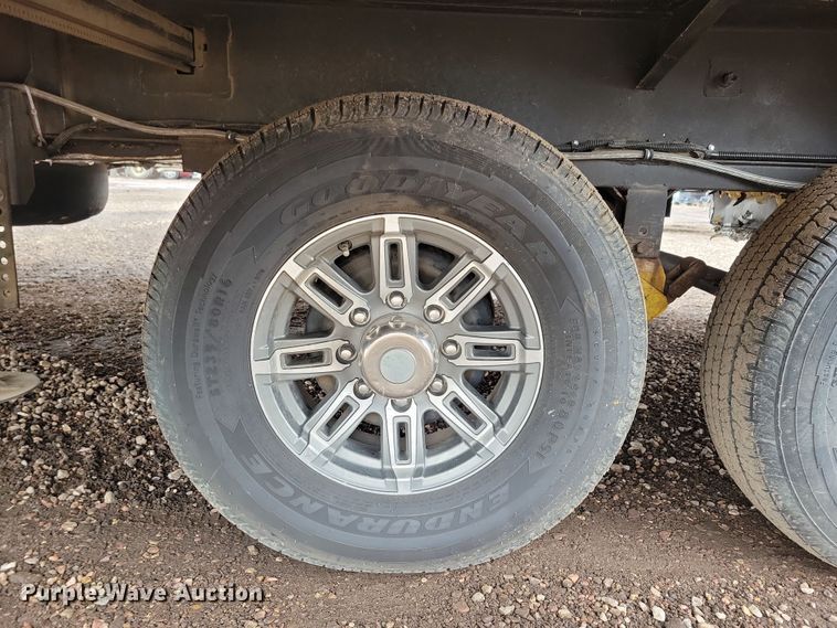 image for item NB9840 2015 KZ Durango Goldrush camper