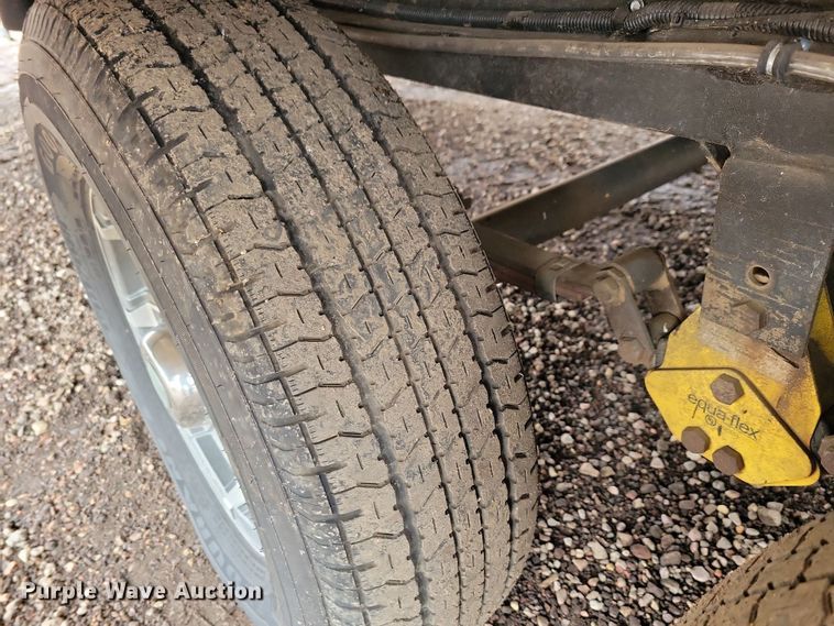 image for item NB9840 2015 KZ Durango Goldrush camper