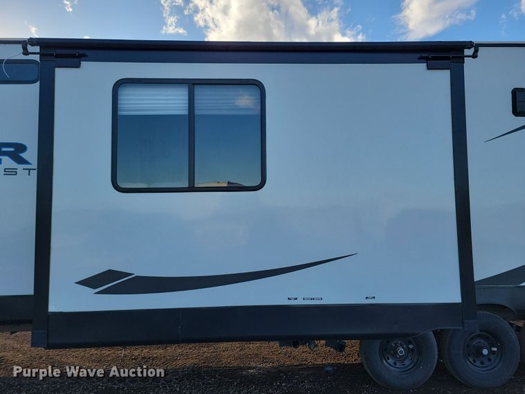 image for item NB9841 2022 Forest River XLR Boost 36TSX16 toy hauler camper