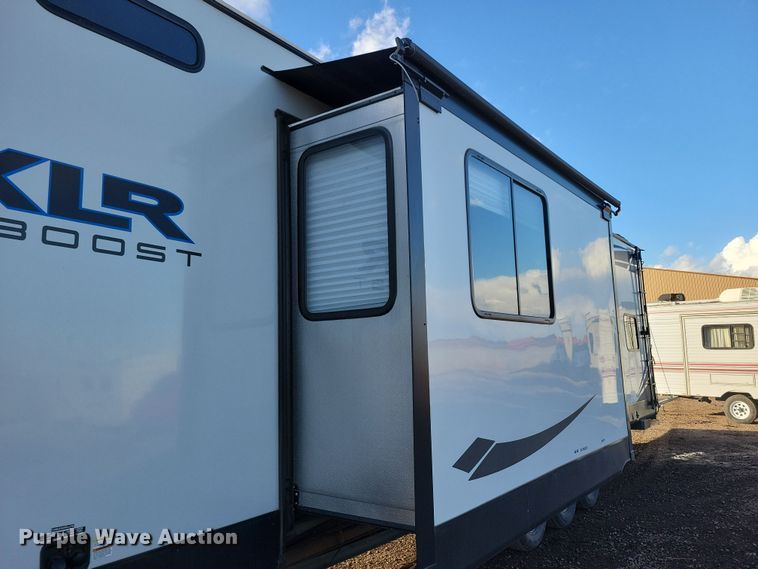 image for item NB9841 2022 Forest River XLR Boost 36TSX16 toy hauler camper