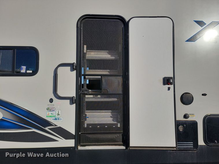 image for item NB9841 2022 Forest River XLR Boost 36TSX16 toy hauler camper