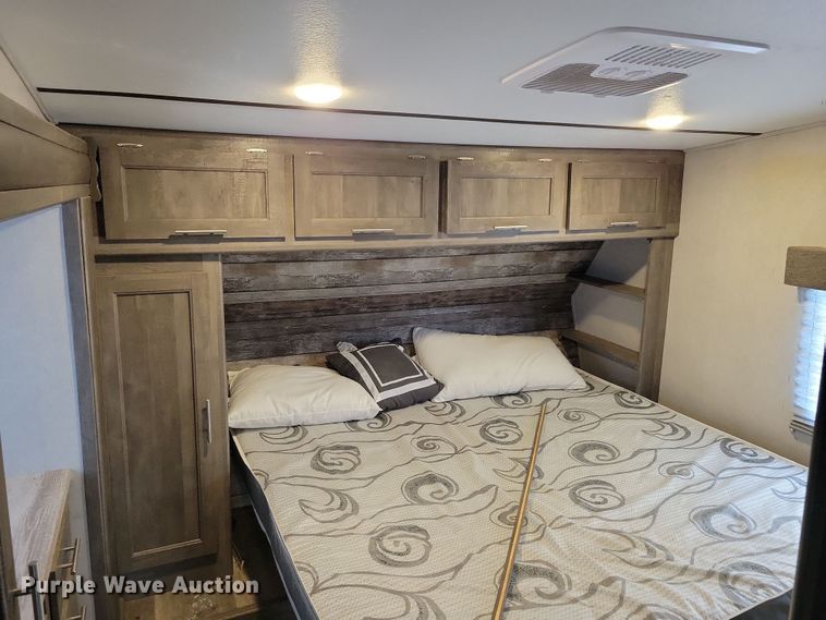 image for item NB9841 2022 Forest River XLR Boost 36TSX16 toy hauler camper