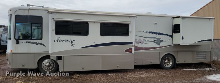 image for item NB9842 2002 Winnebego Journey DL RV