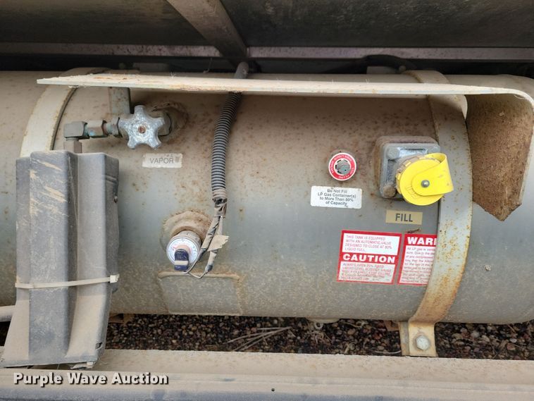 image for item NB9842 2002 Winnebego Journey DL RV